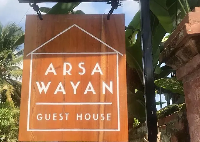 Arsa Wayan ゲストハウス 3*